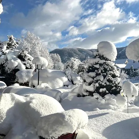 Nyaraló Grebenzen Edelweiss